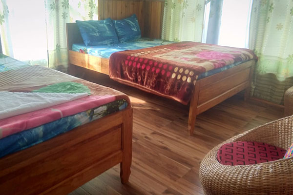 Four Bedded Room - Shiwani Homestay, Takdah