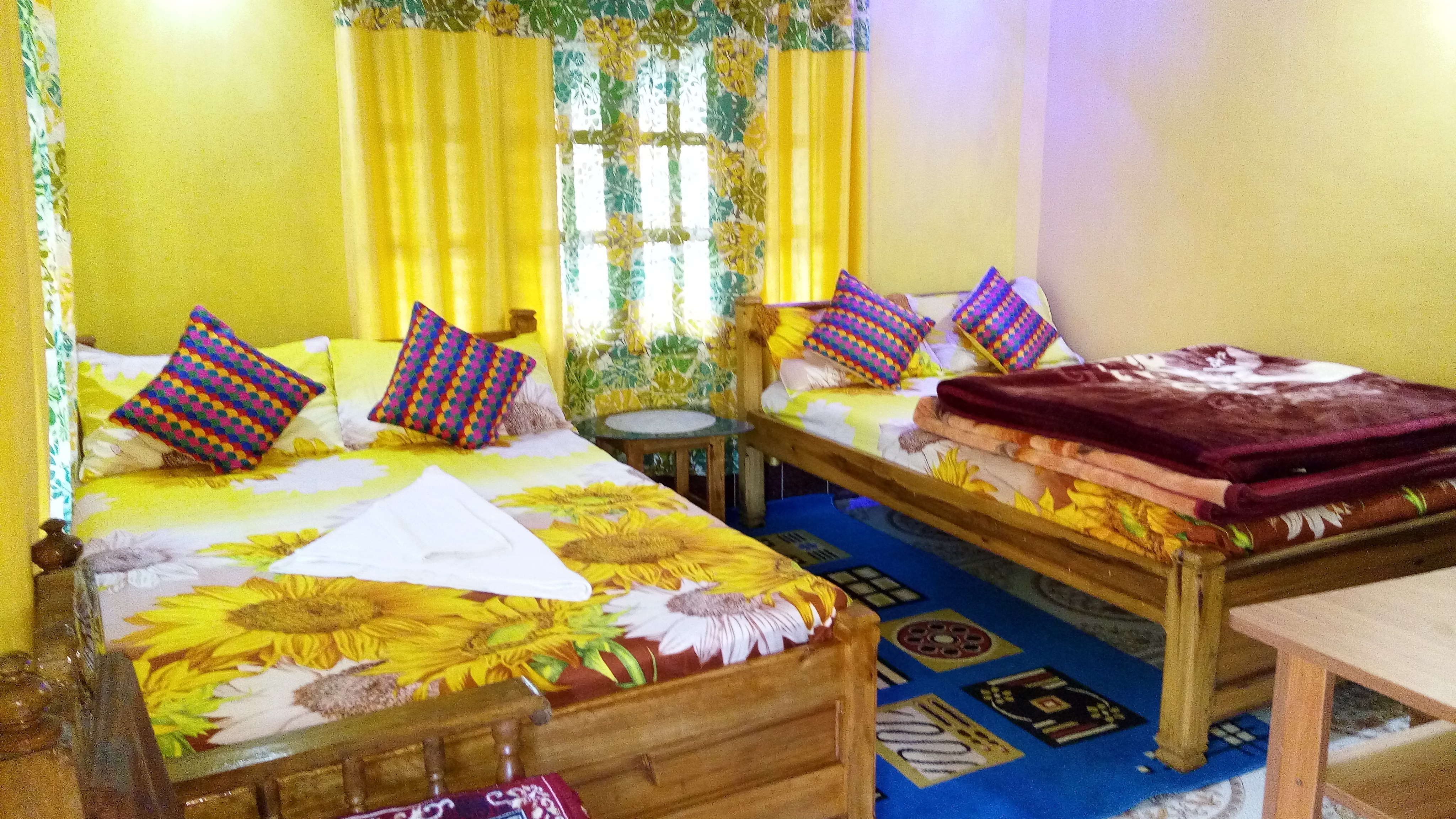 Four Bedded Room - Shiwani Homestay, Takdah
